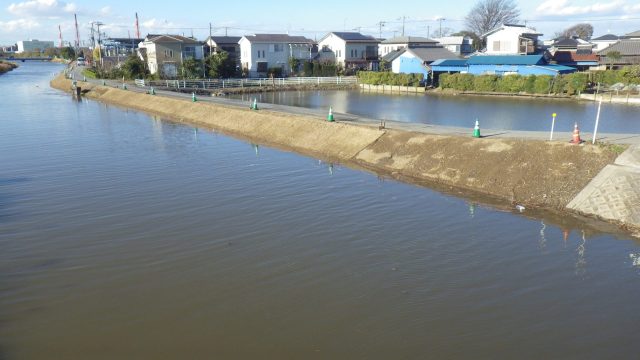 2021年度　県単河川改修工事(前川右岸護岸工)